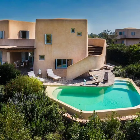 Villa Is Molas