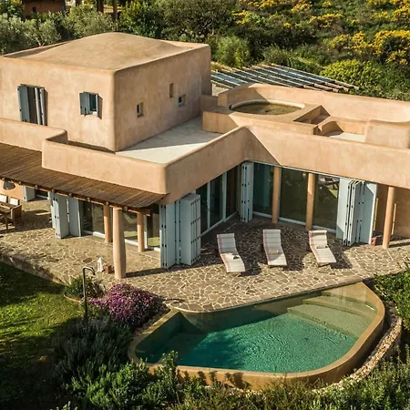 Villa Is Molas